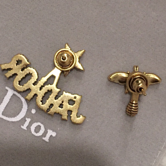 Dior Bee & Pearl Earrings - Picture 3 of 3